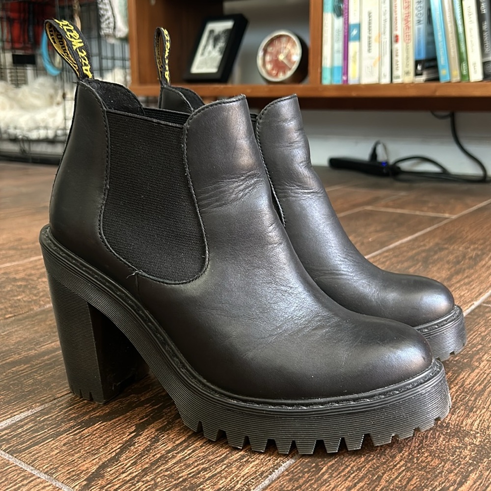 Doc Martens Hurston boots